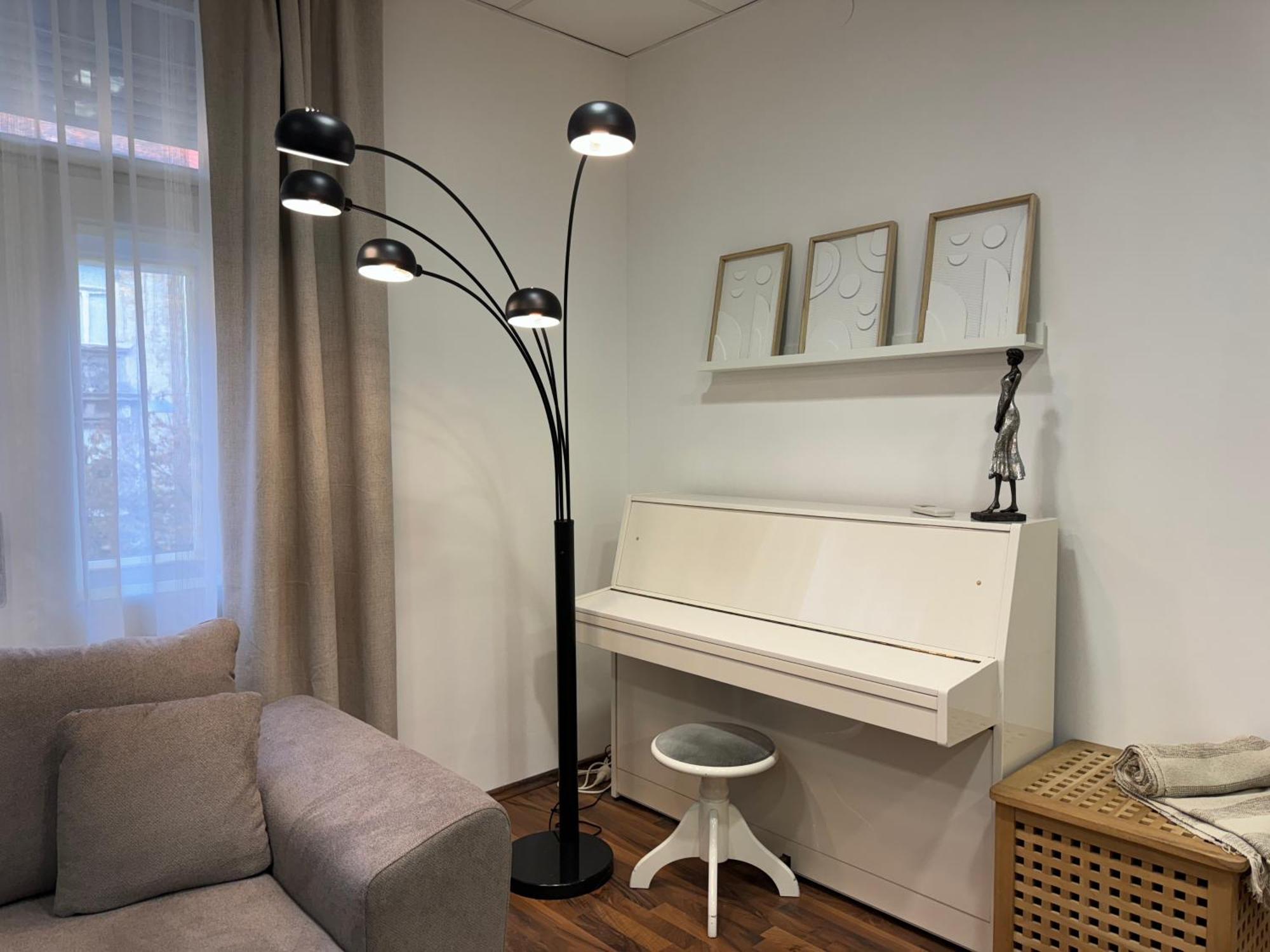 Family - Old Town Cozy Retreat Apartment