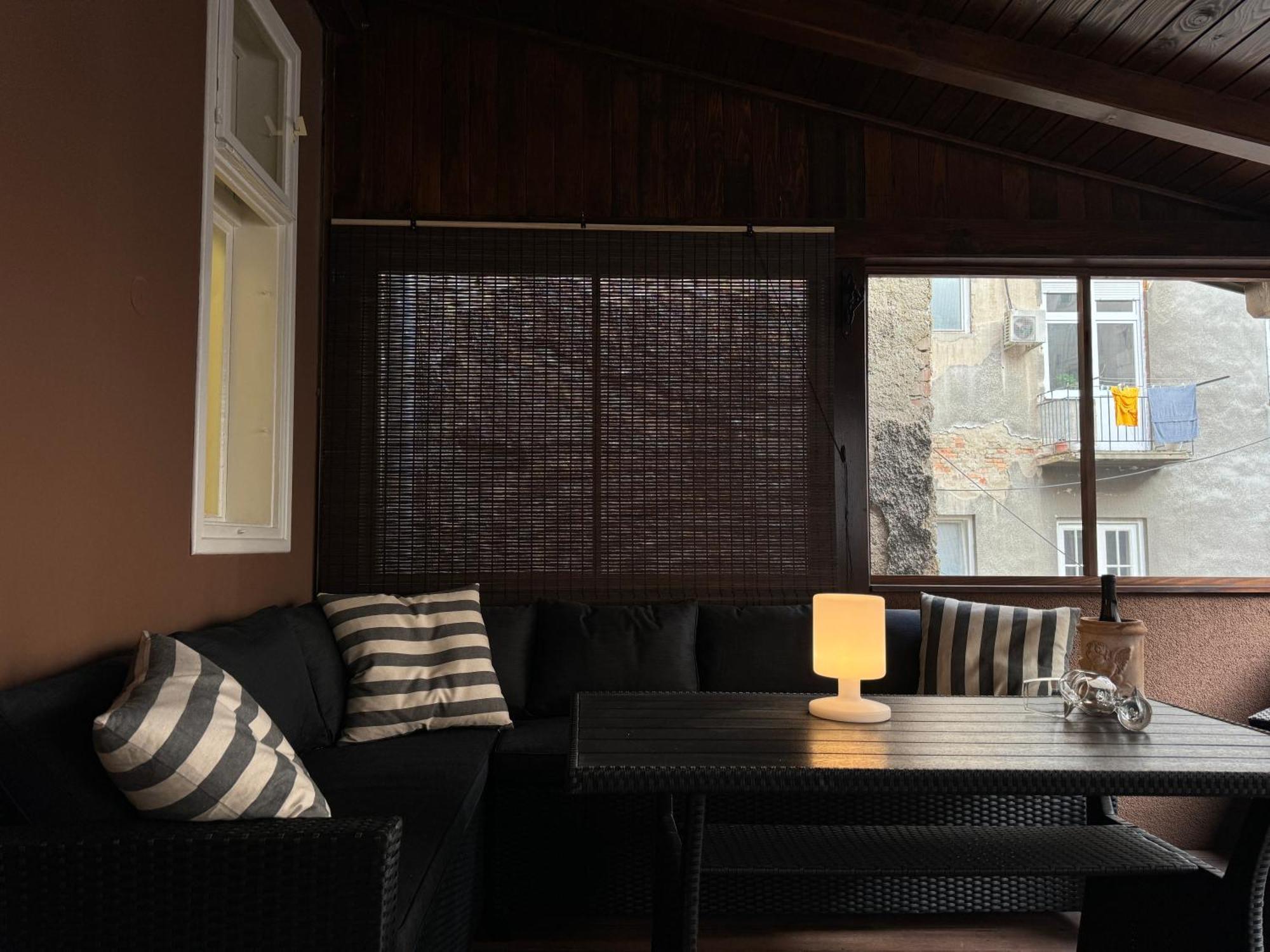Family - Old Town Cozy Retreat